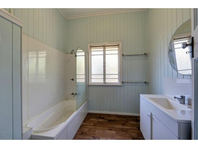 244 Goodwood Road, Thabeban QLD 4670