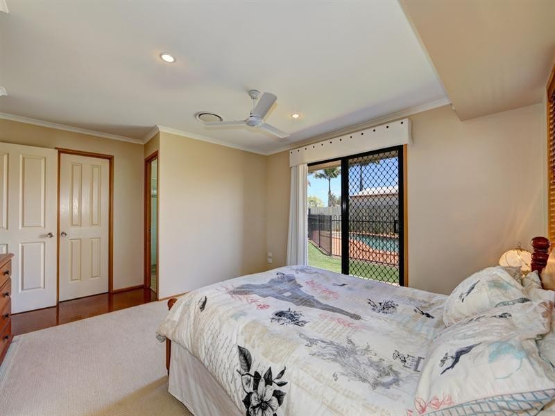 27 Chancellor Drive, Avenell Heights QLD 4670