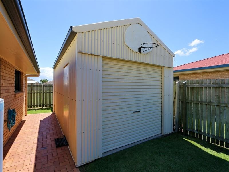 27 Chancellor Drive, Avenell Heights QLD 4670