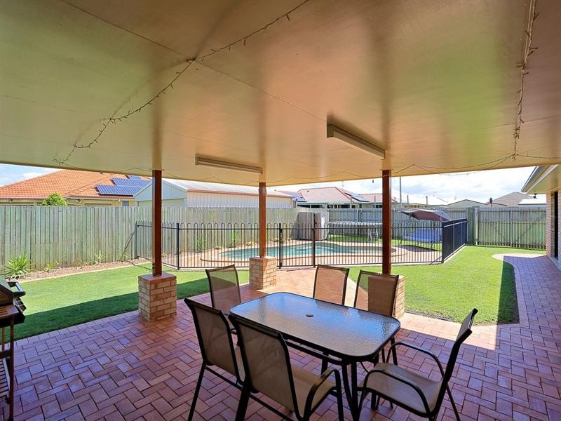 27 Chancellor Drive, Avenell Heights QLD 4670