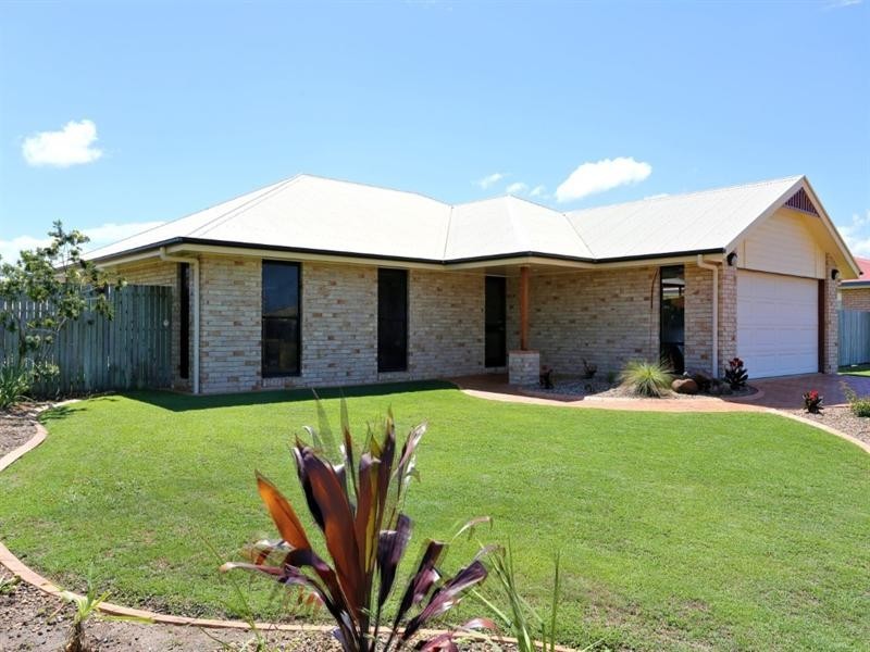 27 Chancellor Drive, Avenell Heights QLD 4670