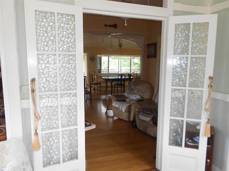 10 Hinkler Avenue, Bundaberg North QLD 4670