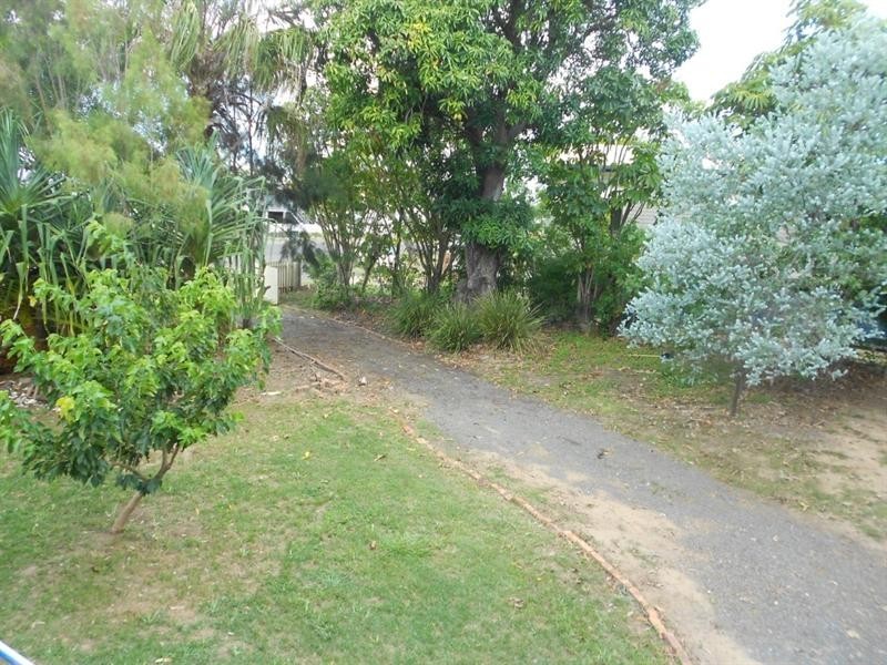 10 Hinkler Avenue, Bundaberg North QLD 4670