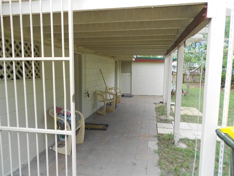 10 Hinkler Avenue, Bundaberg North QLD 4670