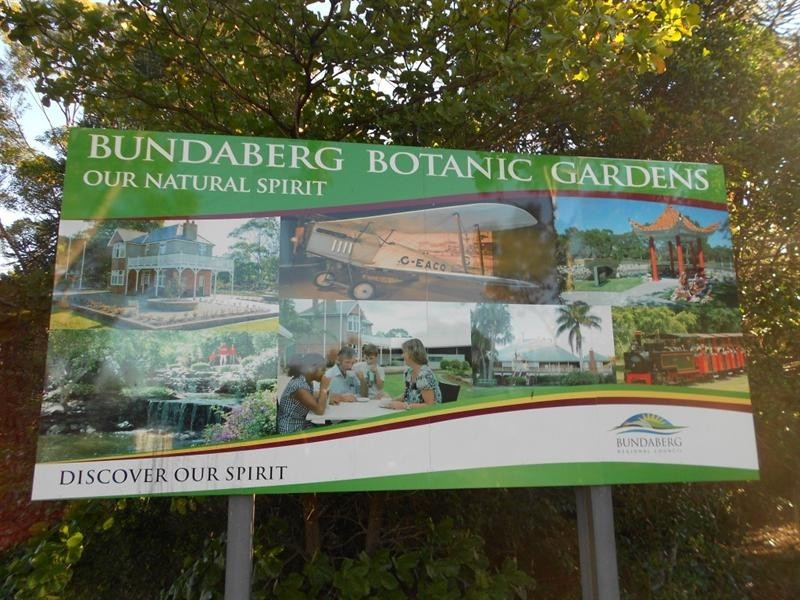 10 Hinkler Avenue, Bundaberg North QLD 4670