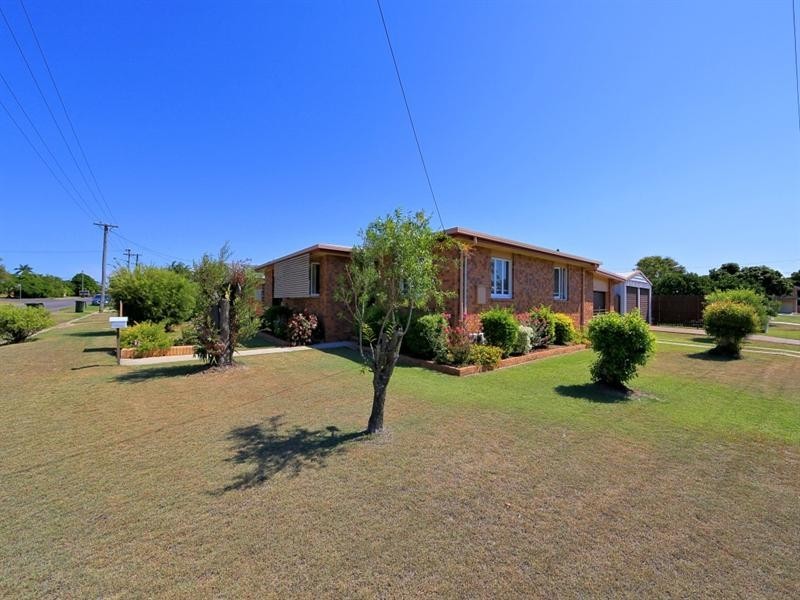 15 Dixon Street, Kepnock QLD 4670