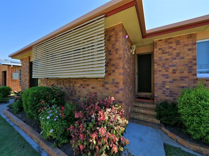 15 Dixon Street, Kepnock QLD 4670