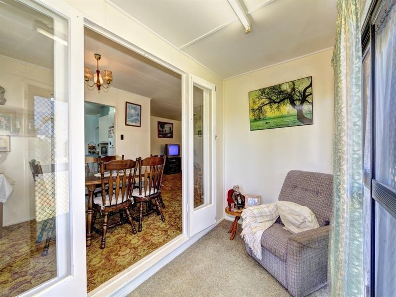 15 Dixon Street, Kepnock QLD 4670