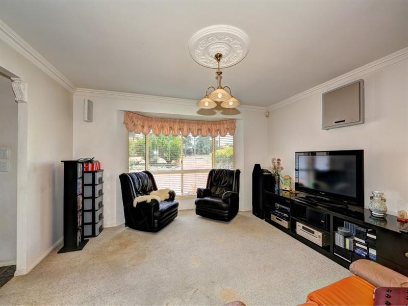 9 Cordelia Street, Avoca QLD 4670