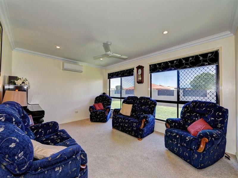 1 Hamilton Street, Avenell Heights QLD 4670