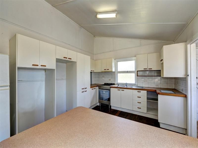 2 Jensen Street, South Kolan QLD 4670