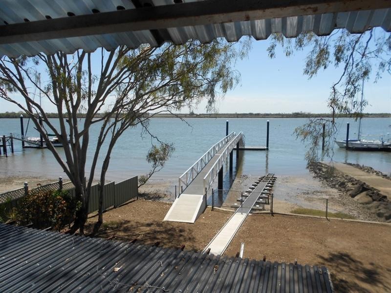 48 Corser Street, Burnett Heads QLD 4670