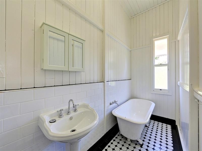 6 Rossolini Street, Bundaberg South QLD 4670