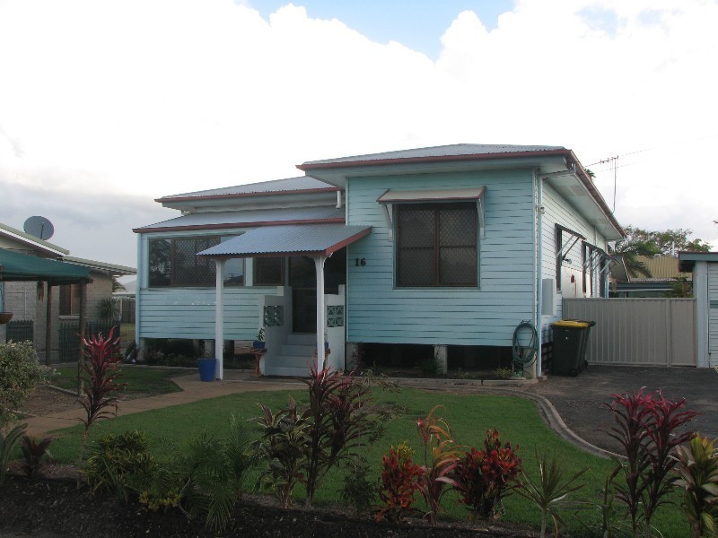 16 Anderson Street, Bundaberg QLD 4670