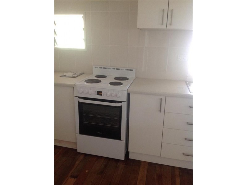 8 Tallon Street, Bundaberg North QLD 4670