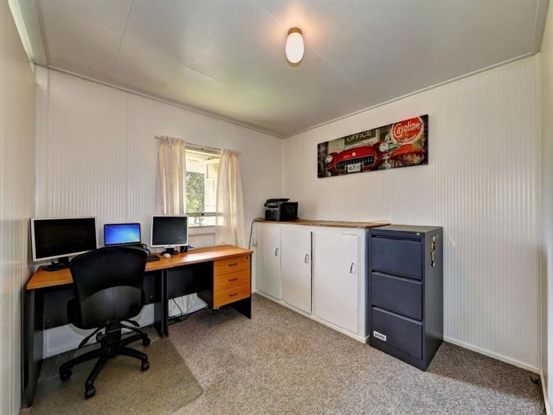 64 Ten Mile Road, Sharon QLD 4670