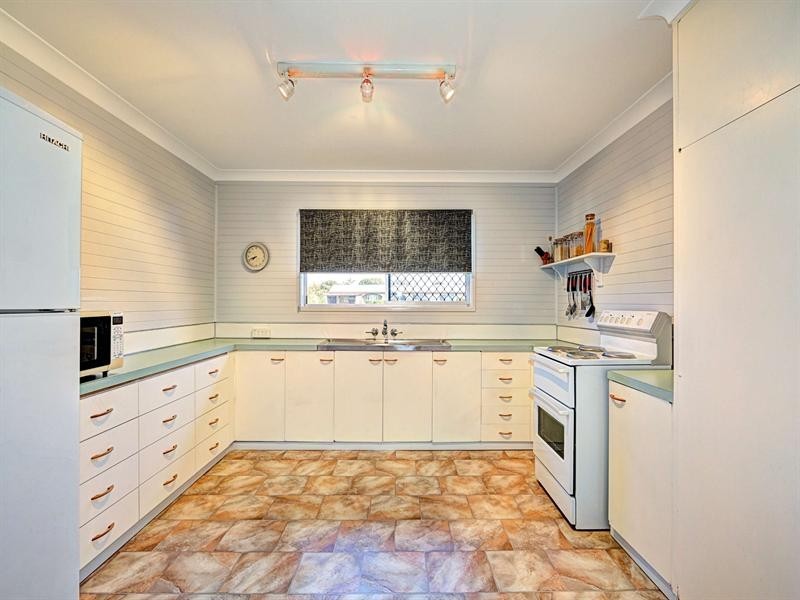 3 Fritz Street, Thabeban QLD 4670