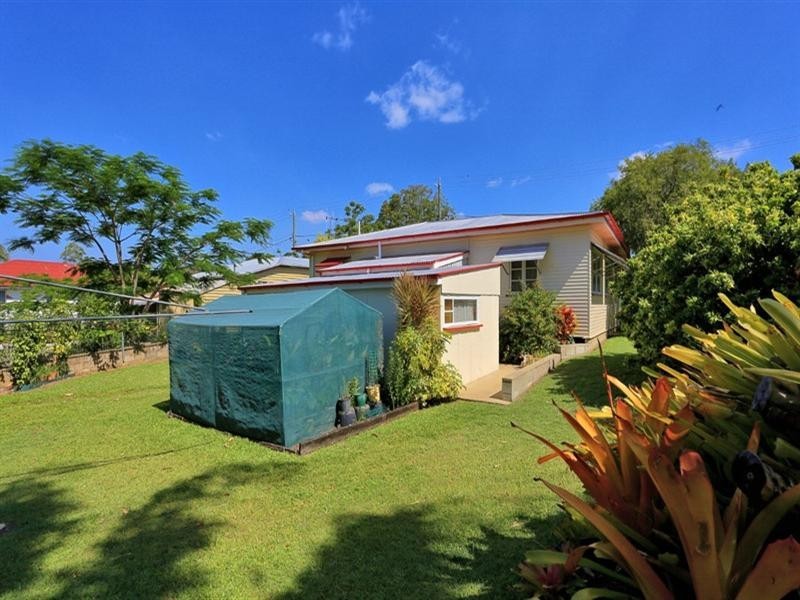 7 High Street, Walkervale QLD 4670