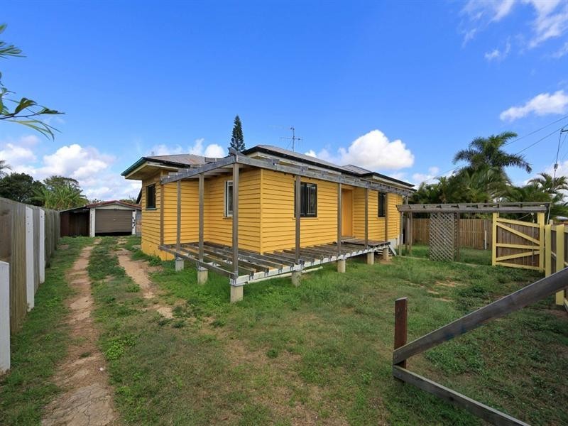 7 Cullen Street, Walkervale QLD 4670