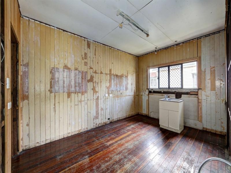 7 Cullen Street, Walkervale QLD 4670