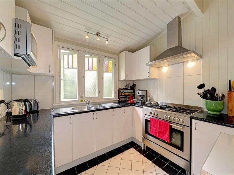 8 Rowland Street, Bundaberg South QLD 4670