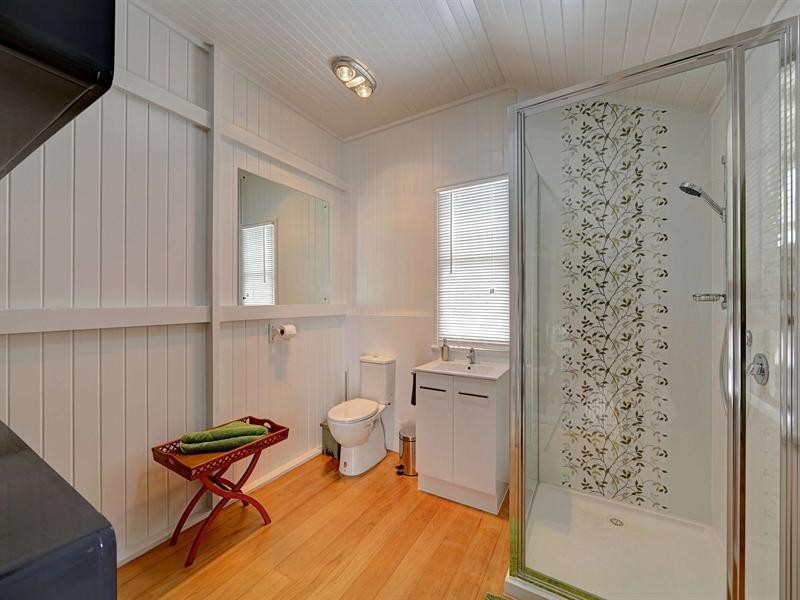 8 Rowland Street, Bundaberg South QLD 4670