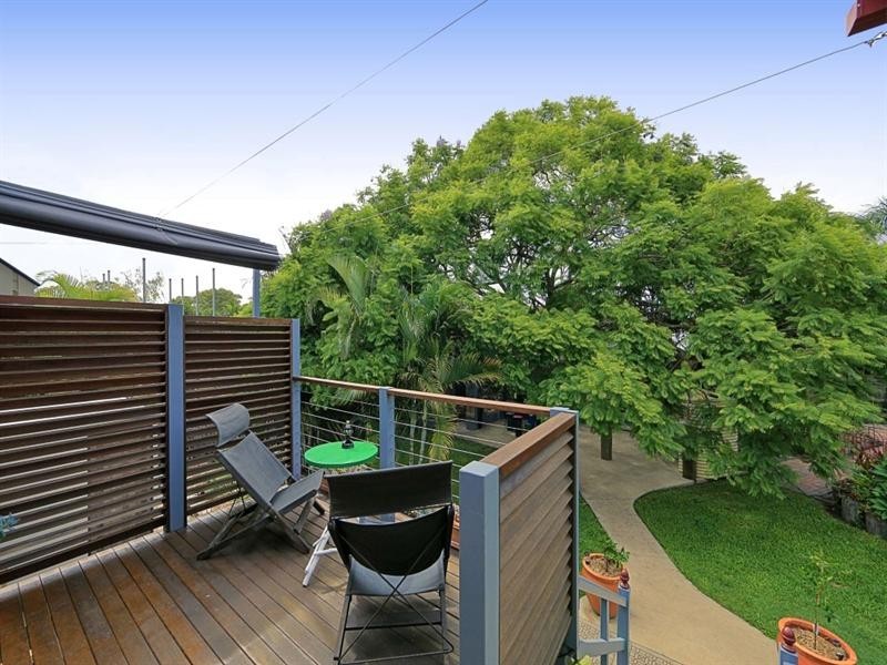 8 Rowland Street, Bundaberg South QLD 4670