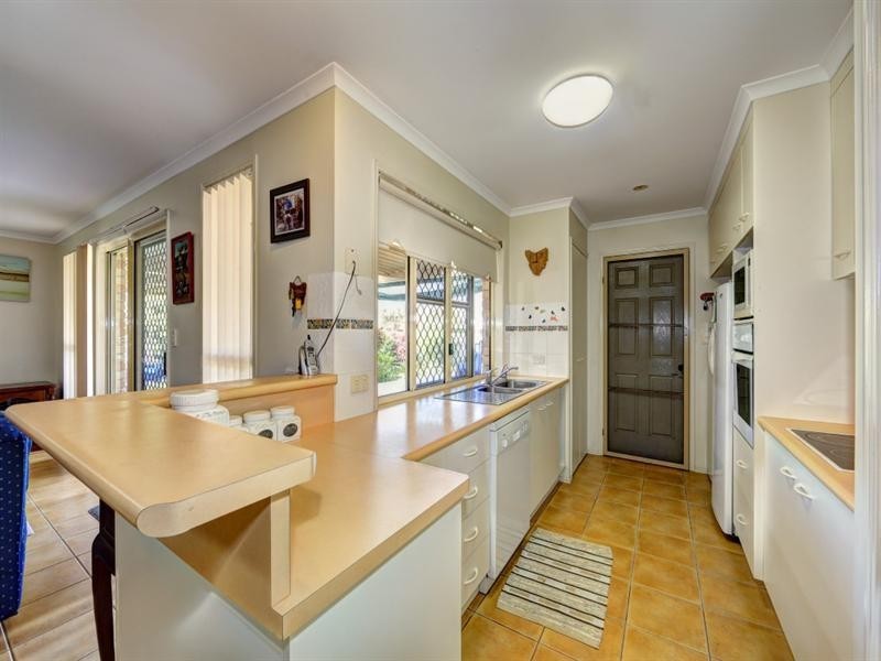 2 Cartwright Court, Kalkie QLD 4670