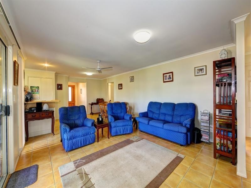 2 Cartwright Court, Kalkie QLD 4670