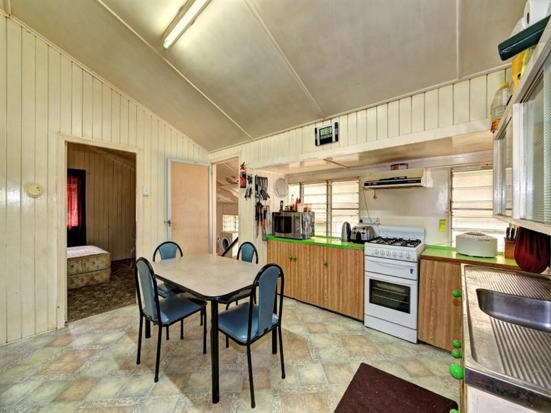 4 Ryan Street, Bundaberg North QLD 4670