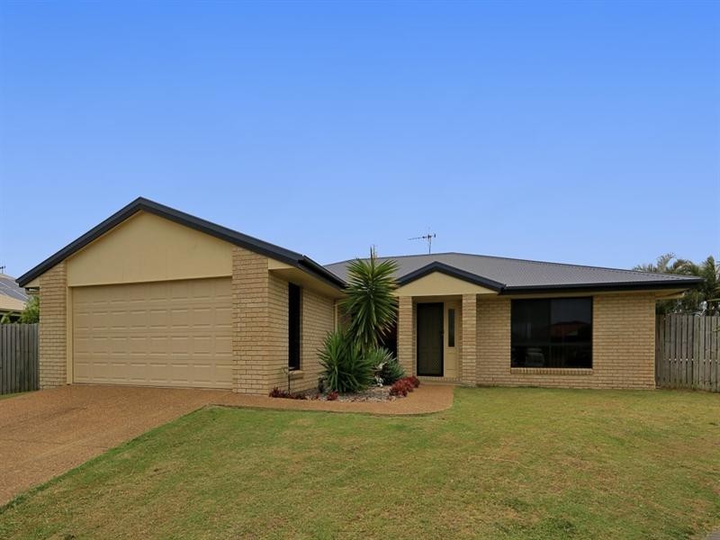 18 Toppers Drive, Coral Cove QLD 4670