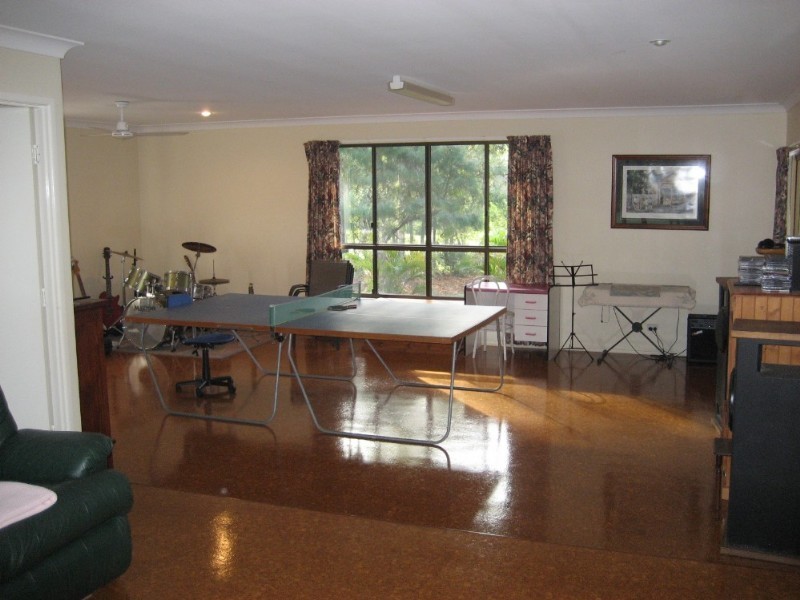 384 Ten Mile Road, Sharon QLD 4670