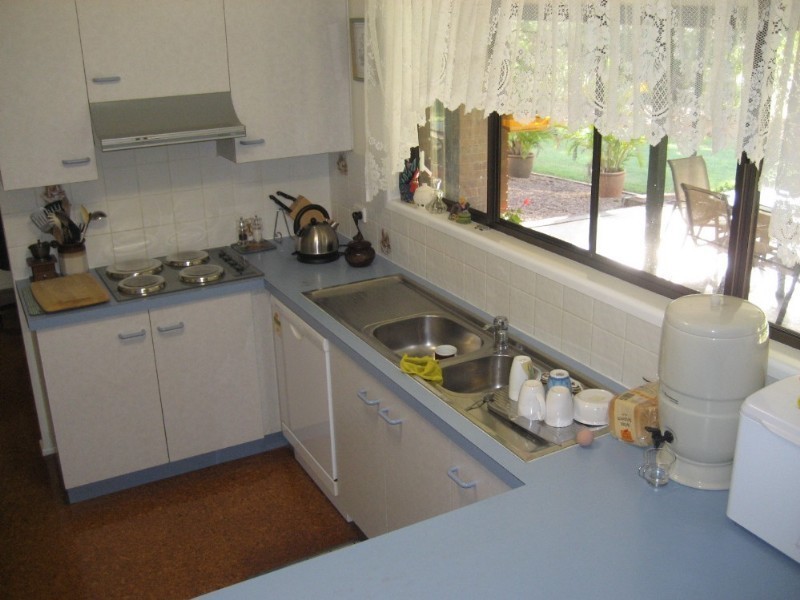 384 Ten Mile Road, Sharon QLD 4670