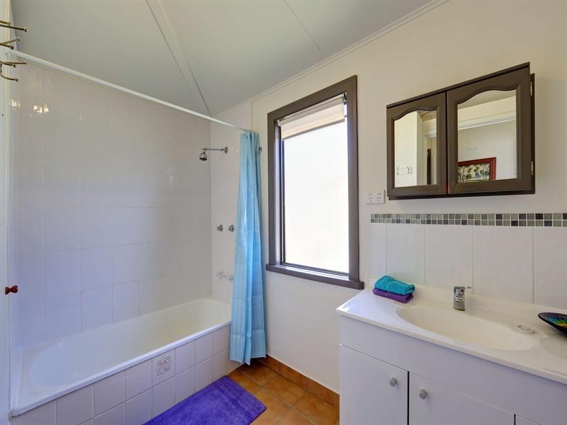 13 Coomber Street, Svensson Heights QLD 4670