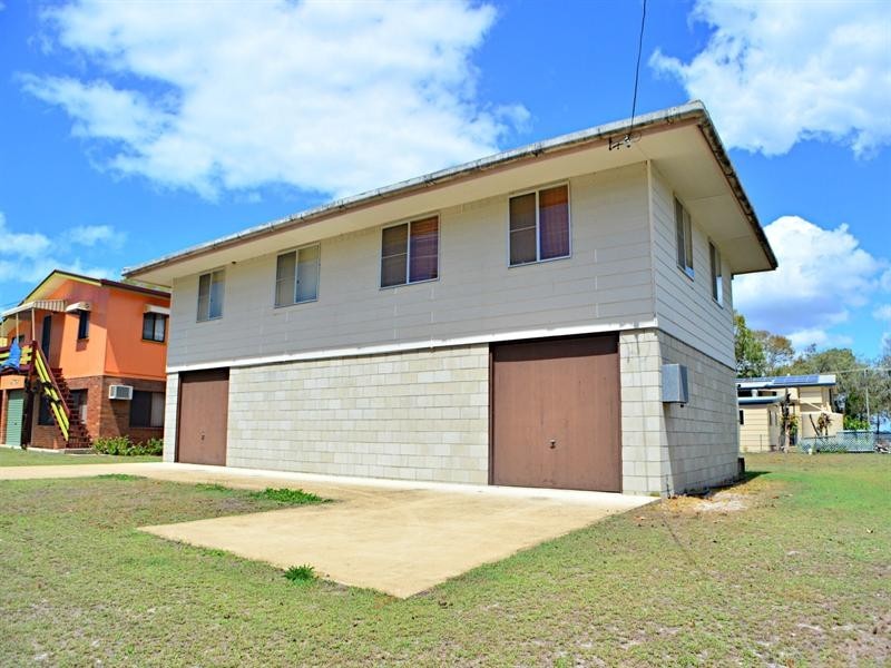 24 Manly Smith Drive, Walkers Point, Woodgate QLD 4660