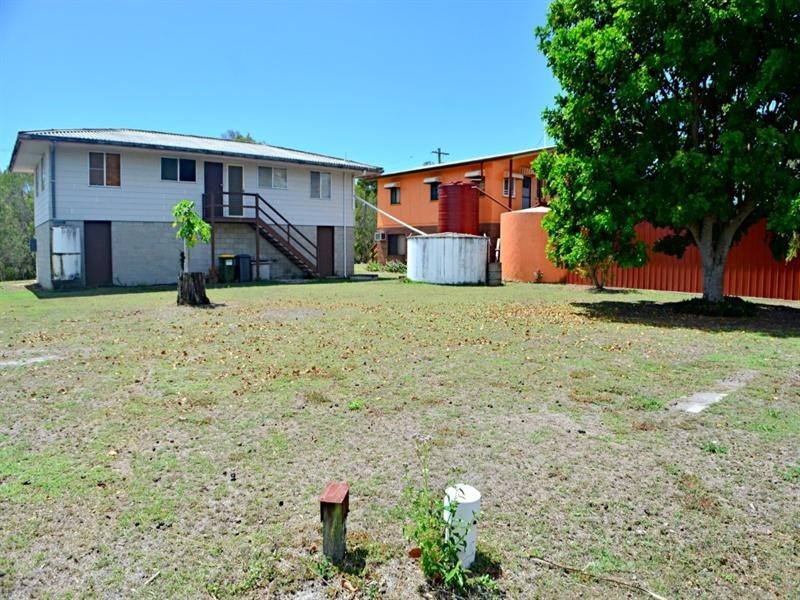 24 Manly Smith Drive, Walkers Point, Woodgate QLD 4660