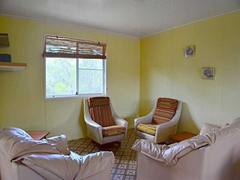 24 Manly Smith Drive, Walkers Point, Woodgate QLD 4660