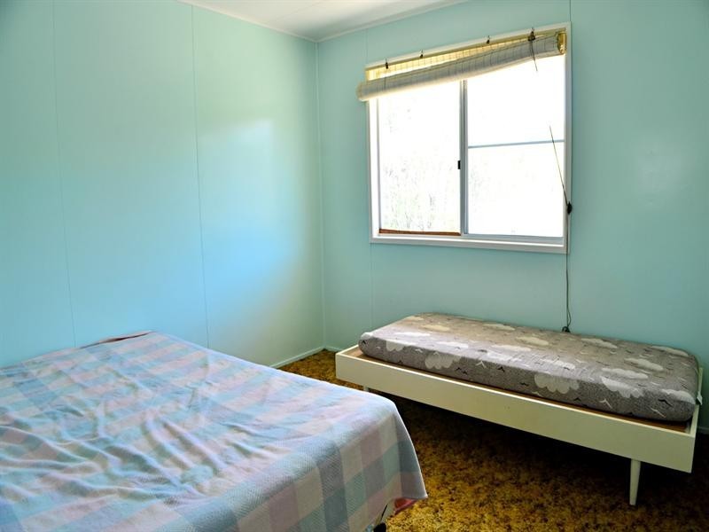 24 Manly Smith Drive, Walkers Point, Woodgate QLD 4660