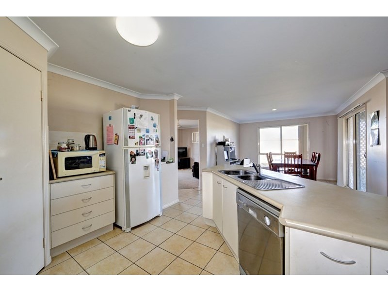 6 Hopton Place, Bundaberg North QLD 4670