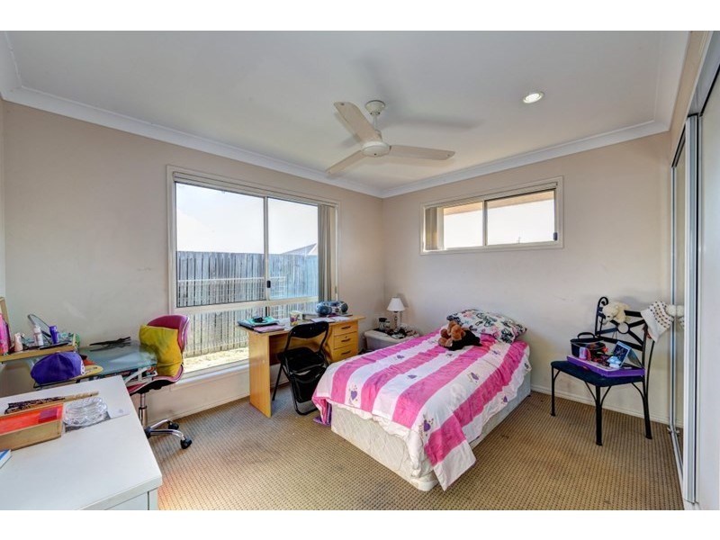 6 Hopton Place, Bundaberg North QLD 4670