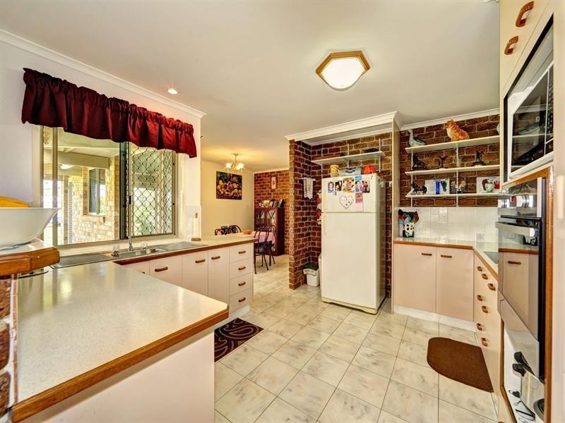 78 Ten Mile Road, Sharon QLD 4670