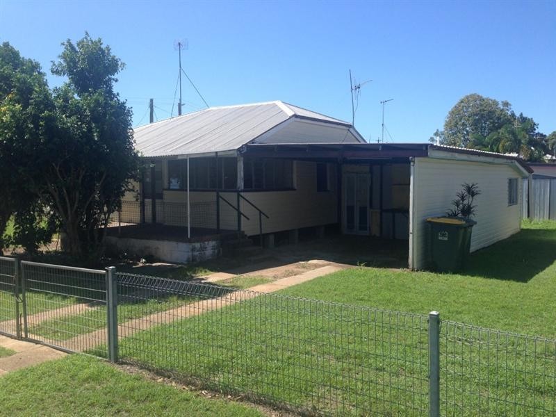 30 Pitt Street, Walkervale QLD 4670