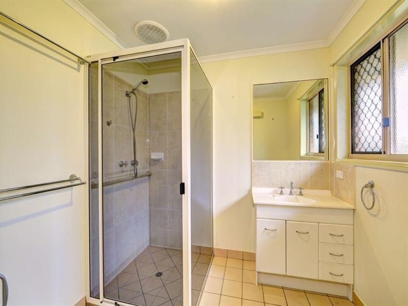 39 Maike Street, Kalkie QLD 4670