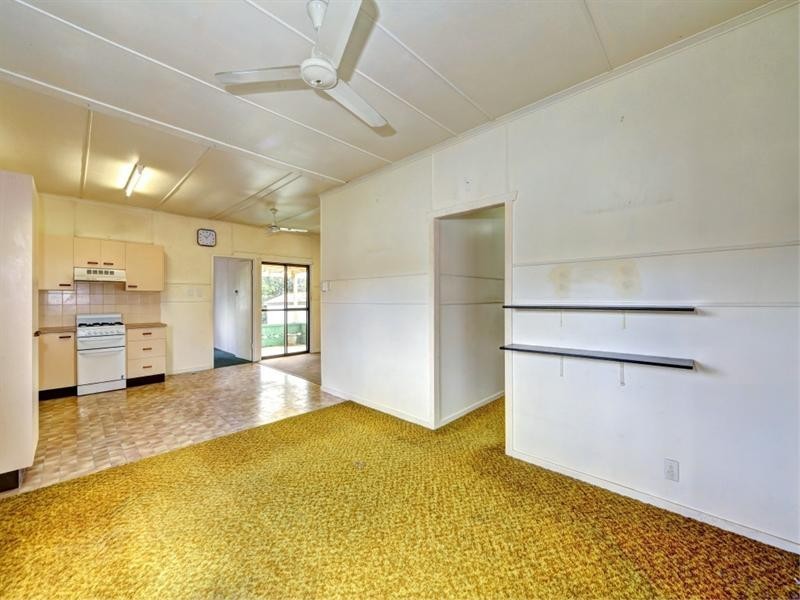 27 Alice Street, Walkervale QLD 4670