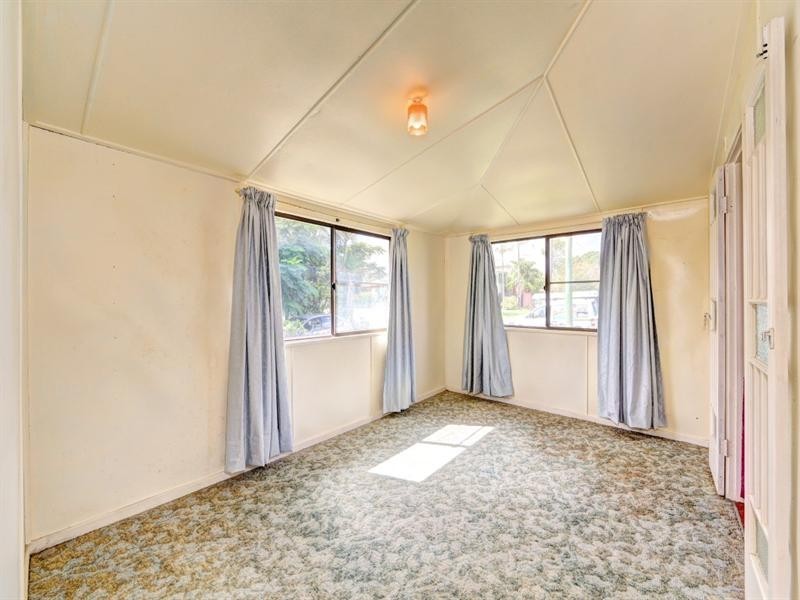 27 Alice Street, Walkervale QLD 4670