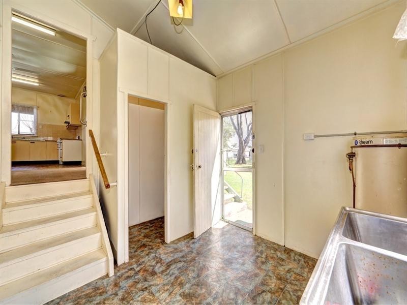 27 Alice Street, Walkervale QLD 4670