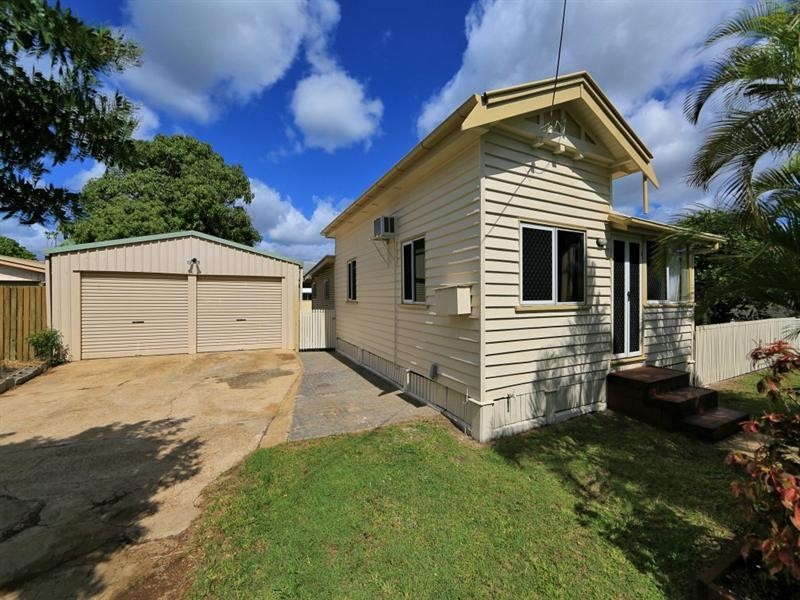 1 Briggenshaw Street, Kepnock QLD 4670