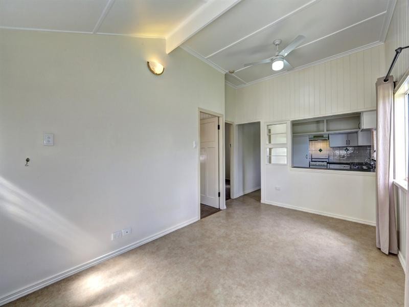 1 Briggenshaw Street, Kepnock QLD 4670