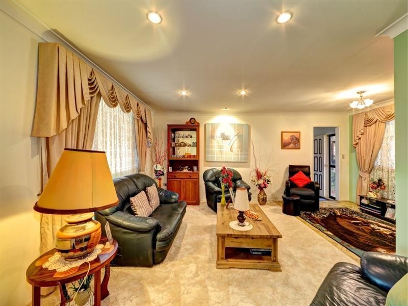 4 Deegan Street, Avenell Heights QLD 4670