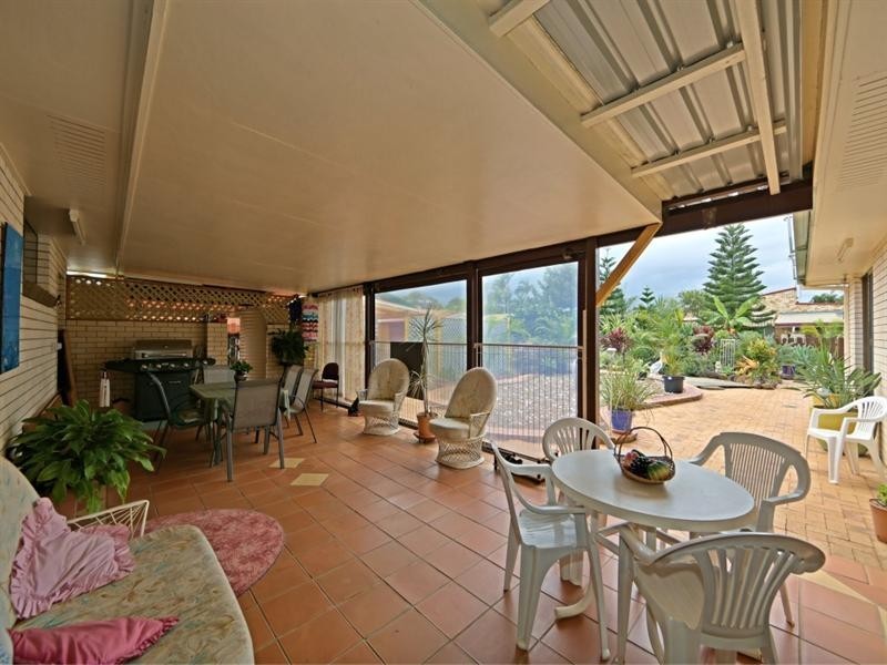 4 Deegan Street, Avenell Heights QLD 4670